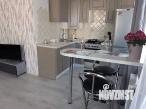 Студия квартира, посуточно, 35м2, 4/5 этаж