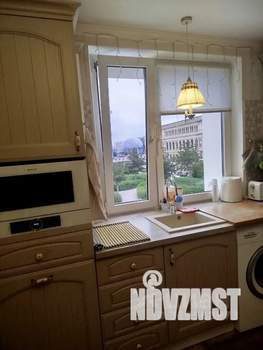 2-к квартира, посуточно, 50м2, 4/10 этаж