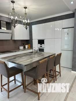 3-к квартира, посуточно, 106м2, 2/13 этаж