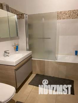 1-к квартира, посуточно, 42м2, 6/9 этаж