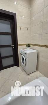 2-к квартира, посуточно, 65м2, 1/10 этаж