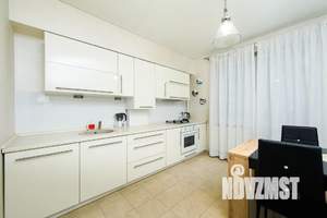 1-к квартира, посуточно, 50м2, 4/9 этаж