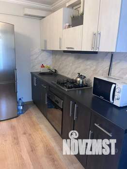 1-к квартира, посуточно, 38м2, 1/9 этаж