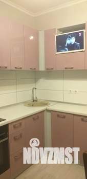 1-к квартира, посуточно, 35м2, 4/8 этаж