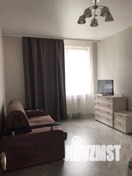1-к квартира, посуточно, 40м2, 1/8 этаж