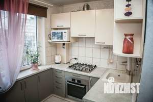 2-к квартира, посуточно, 52м2, 1/1 этаж