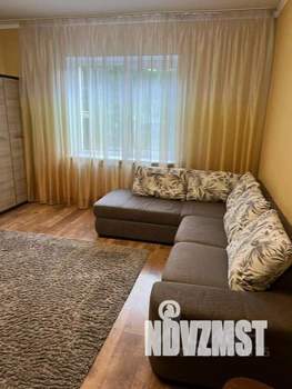 3-к квартира, посуточно, 60м2, 1/1 этаж