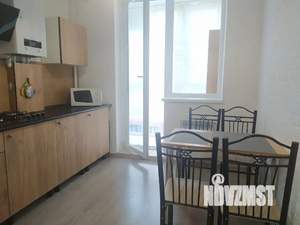 1-к квартира, посуточно, 38м2, 4/9 этаж