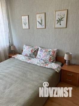 2-к квартира, посуточно, 50м2, 3/3 этаж