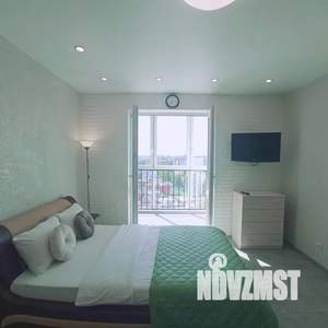 Студия квартира, посуточно, 39м2, 13/14 этаж