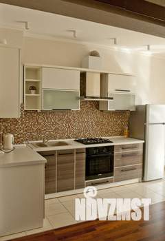 1-к квартира, посуточно, 65м2, 1/1 этаж