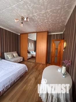 1-к квартира, посуточно, 39м2, 3/3 этаж