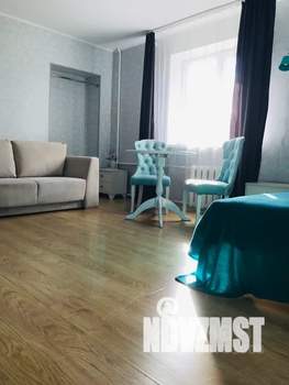 1-к квартира, посуточно, 38м2, 2/5 этаж