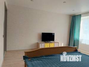 1-к квартира, посуточно, 34м2, 5/5 этаж