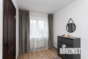 2-к квартира, посуточно, 42м2, 3/5 этаж