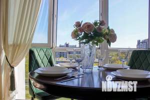 3-к квартира, посуточно, 72м2, 1/1 этаж