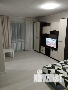 1-к квартира, посуточно, 33м2, 3/5 этаж