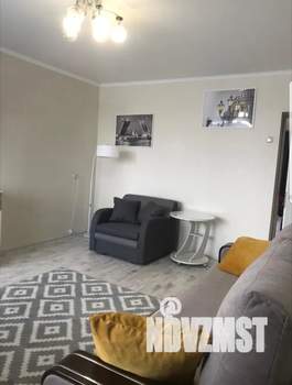 2-к квартира, посуточно, 52м2, 5/5 этаж