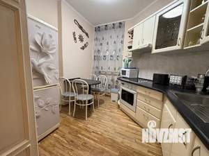 3-к квартира, посуточно, 81м2, 2/4 этаж