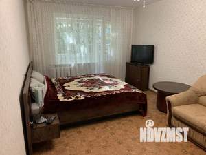 2-к квартира, посуточно, 45м2, 1/1 этаж