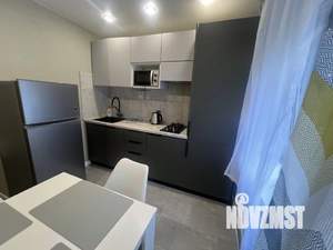 1-к квартира, посуточно, 47м2, 1/1 этаж