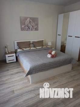 1-к квартира, посуточно, 42м2, 4/7 этаж