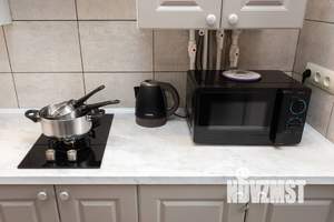 1-к квартира, посуточно, 42м2, 1/9 этаж