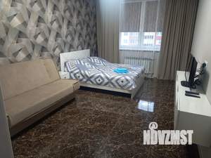 1-к квартира, посуточно, 45м2, 4/8 этаж