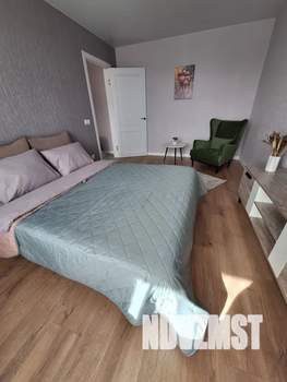 1-к квартира, посуточно, 35м2, 6/9 этаж