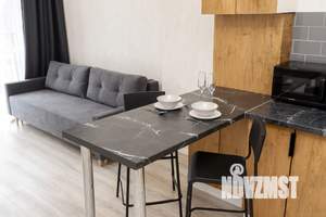 1-к квартира, посуточно, 41м2, 1/1 этаж