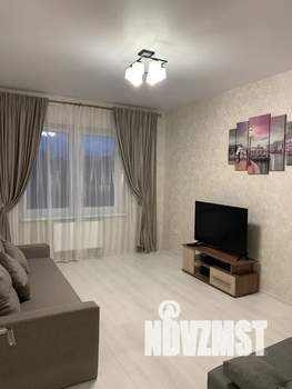 1-к квартира, посуточно, 40м2, 9/9 этаж