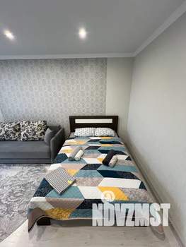 1-к квартира, посуточно, 38м2, 15/16 этаж