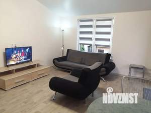 1-к квартира, посуточно, 42м2, 1/1 этаж