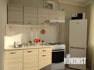 1-к квартира, посуточно, 38м2, 1/1 этаж