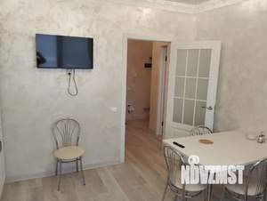 1-к квартира, посуточно, 40м2, 4/10 этаж