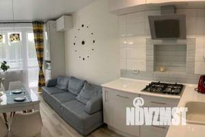 1-к квартира, посуточно, 49м2, 3/9 этаж