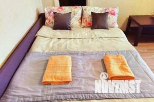 2-к квартира, посуточно, 45м2, 3/4 этаж