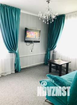 1-к квартира, посуточно, 42м2, 1/1 этаж