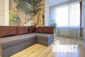 2-к квартира, посуточно, 50м2, 1/6 этаж