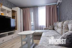 2-к квартира, посуточно, 72м2, 4/10 этаж