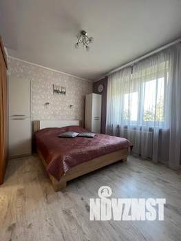 2-к квартира, посуточно, 44м2, 3/3 этаж