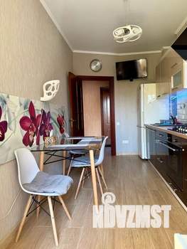 1-к квартира, посуточно, 35м2, 3/8 этаж