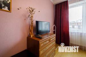 1-к квартира, посуточно, 40м2, 1/8 этаж