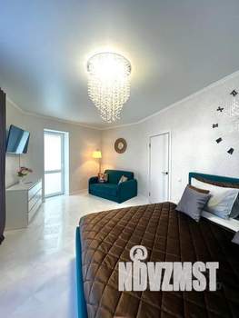 1-к квартира, посуточно, 42м2, 8/10 этаж