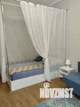 Студия квартира, посуточно, 40м2, 4/5 этаж