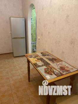 1-к квартира, посуточно, 32м2, 6/9 этаж