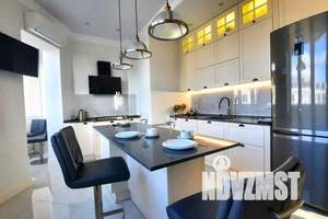 2-к квартира, посуточно, 88м2, 8/8 этаж