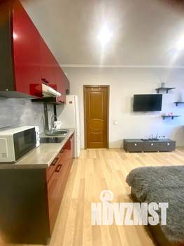 Студия квартира, посуточно, 25м2, 1/5 этаж