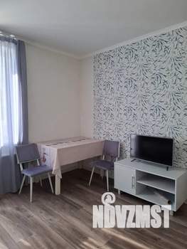 1-к квартира, посуточно, 46м2, 1/8 этаж