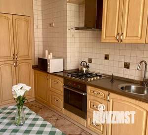 1-к квартира, посуточно, 45м2, 3/9 этаж